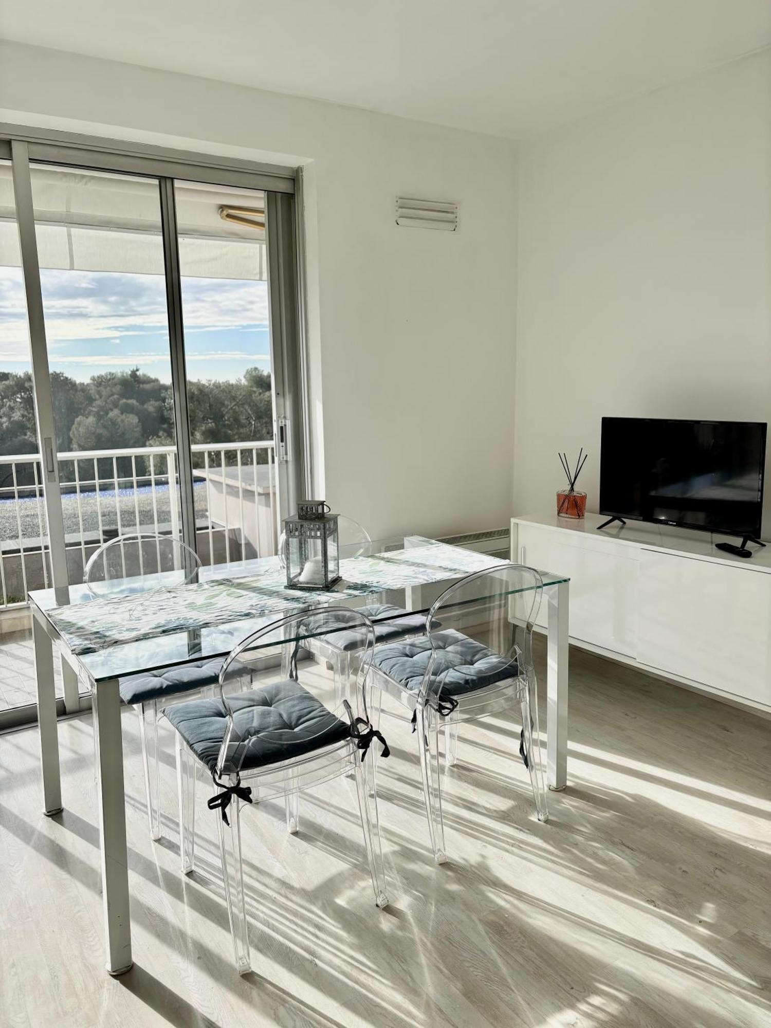 French Riviera Apartment With Swimming Pool And Free Parking Near Monaco روكوبرُن كاب مارتي المظهر الخارجي الصورة