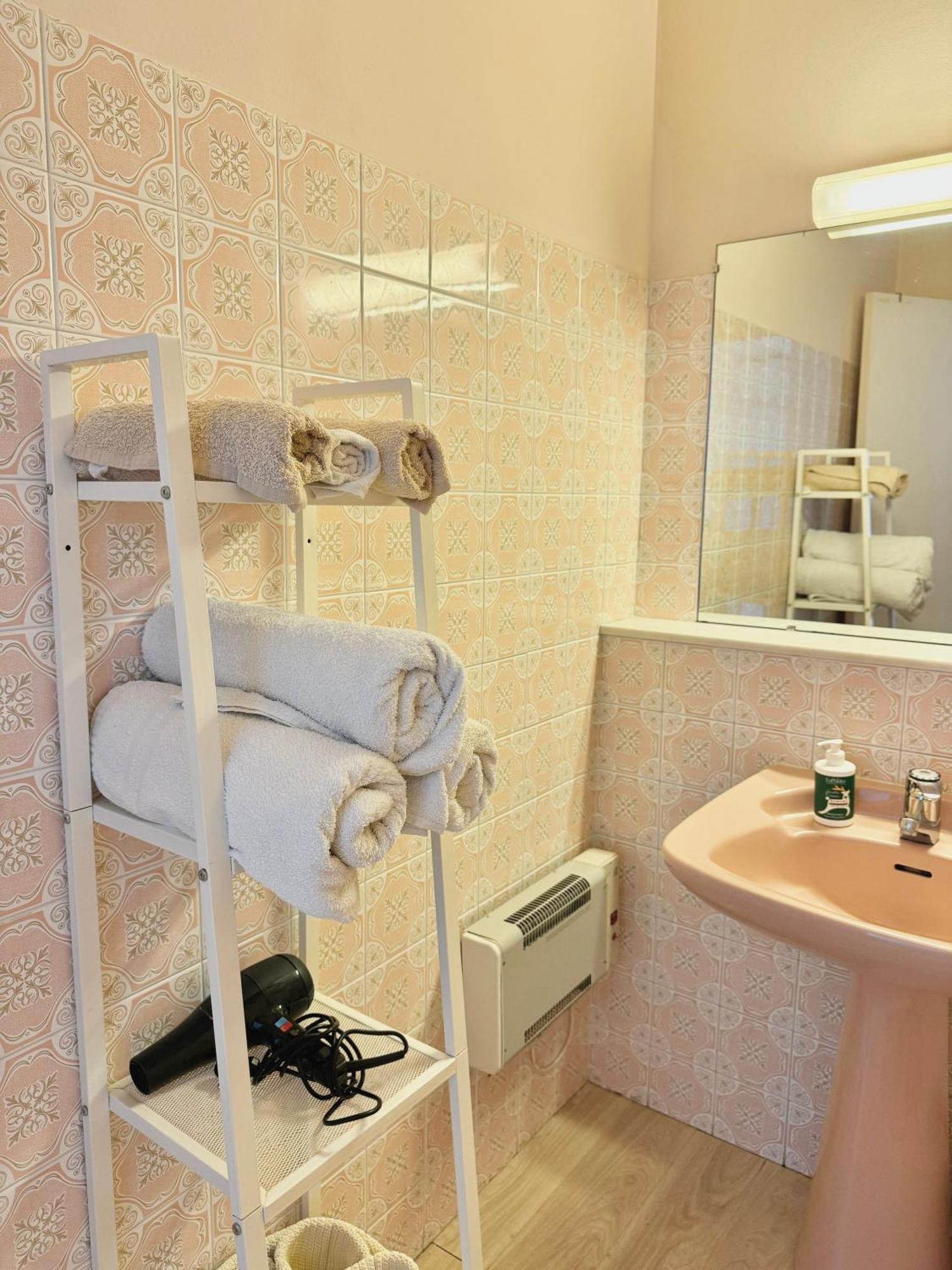 French Riviera Apartment With Swimming Pool And Free Parking Near Monaco روكوبرُن كاب مارتي المظهر الخارجي الصورة