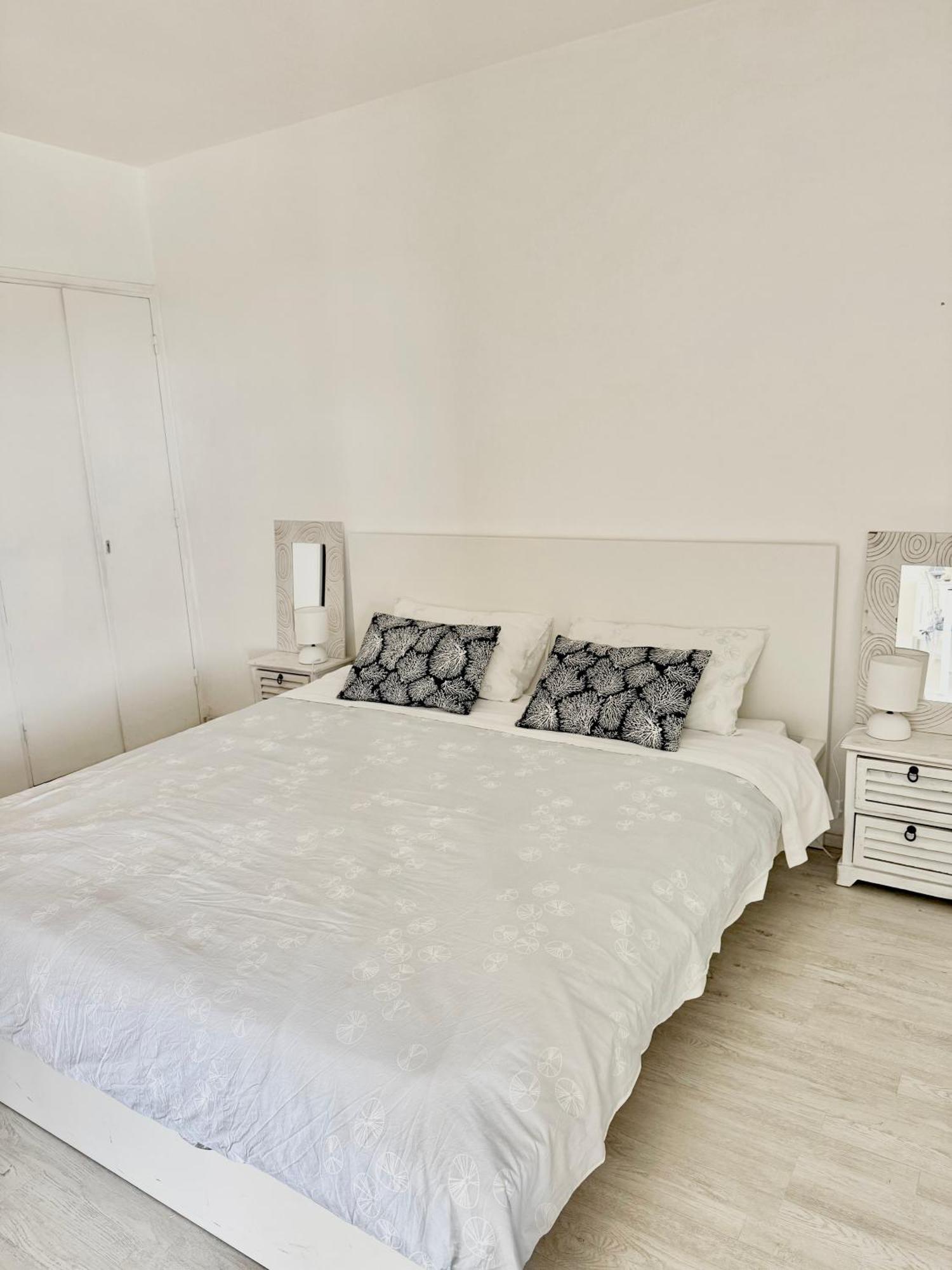 French Riviera Apartment With Swimming Pool And Free Parking Near Monaco روكوبرُن كاب مارتي المظهر الخارجي الصورة